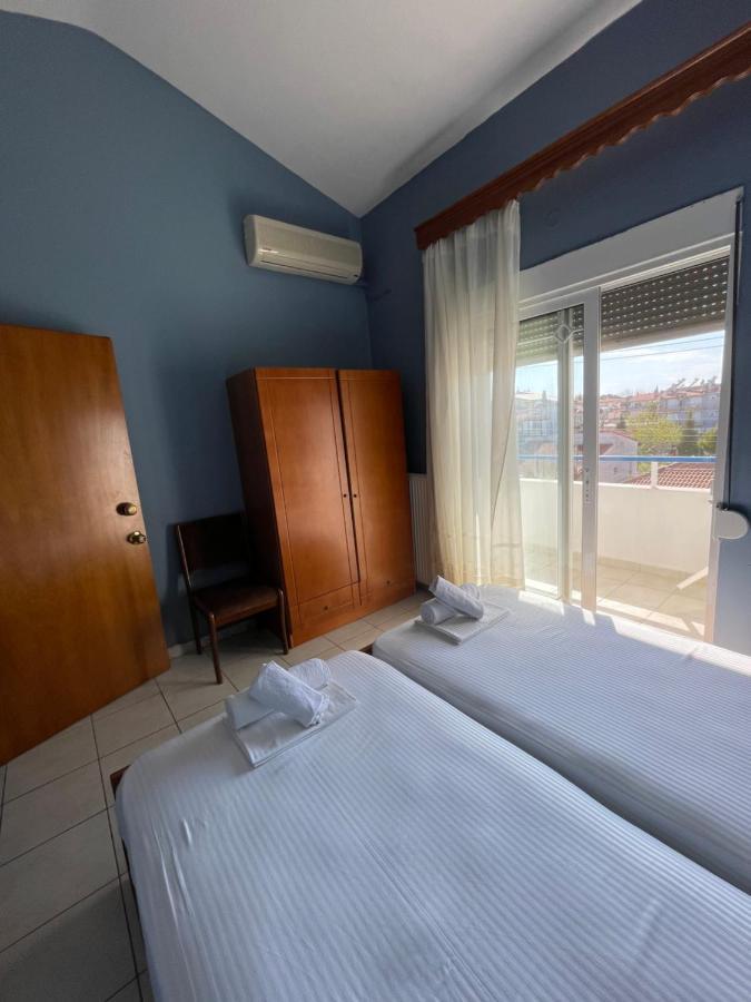 Artemis Hotel Apartments Keramotí Esterno foto