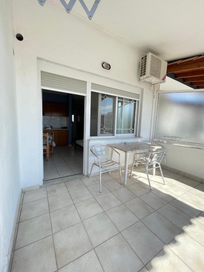Artemis Hotel Apartments Keramotí Esterno foto