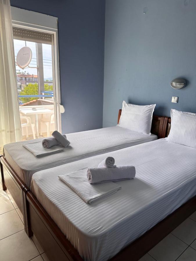 Artemis Hotel Apartments Keramotí Esterno foto